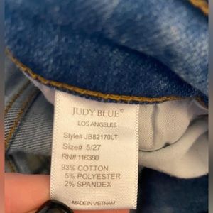 Judy Blue Boyfriend Fit Jeans size 5/27
